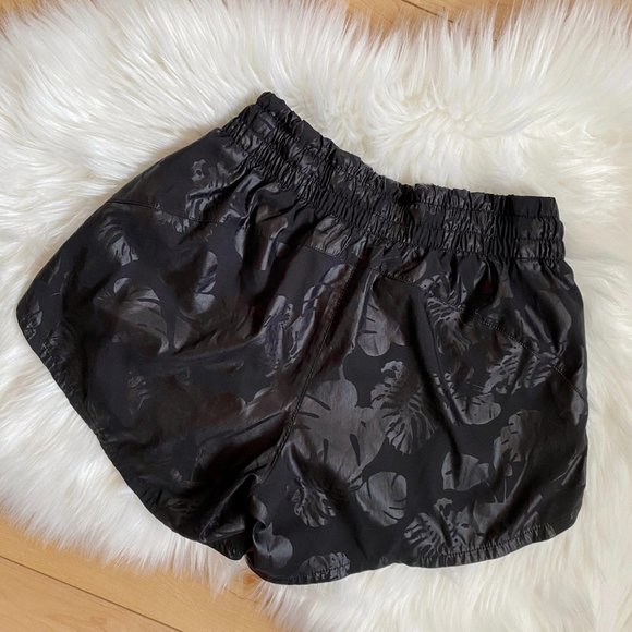 Athleta racer run short palm print 4.5" black XXS - Picture 6 of 8
